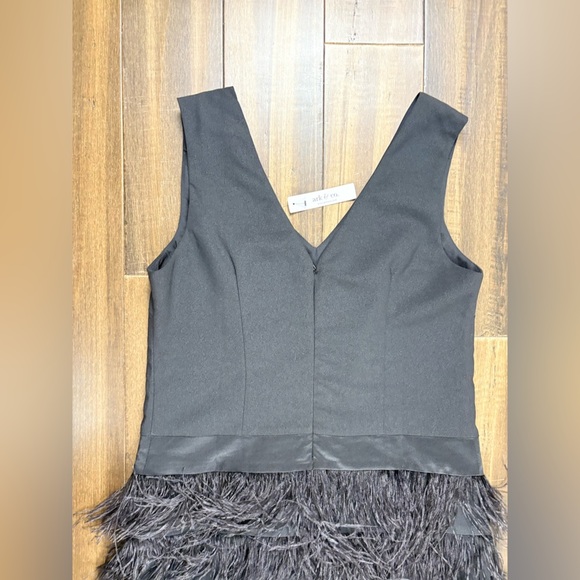 NWT Ark & Co size M Black Tiered Feather Skirt V Neck Mini Dress Sleeveless - Picture 7 of 8